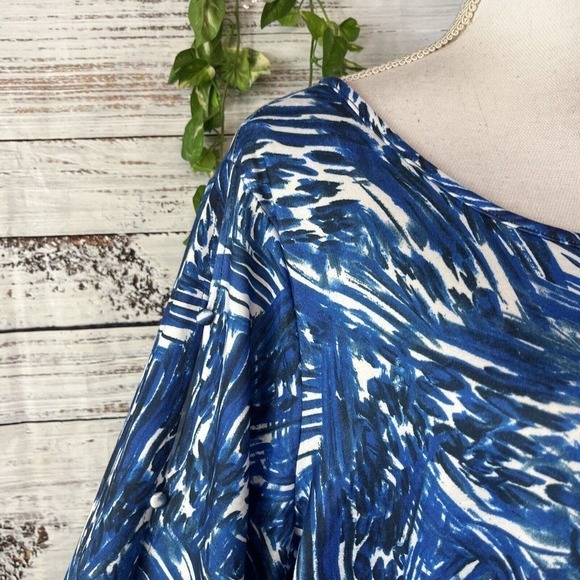 Robert Louis Tunic Top Plus size 1X Blue White Stretch Tropical Modest Casual - Picture 10 of 16